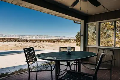 Image de Truly Panoramic Mountain View Full House Retreat