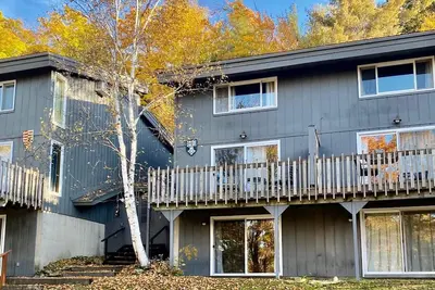 Image de Location off Stratton Mt Rd! Spacious Pet & Family Friendly Townhouse: 5 Br/3ba