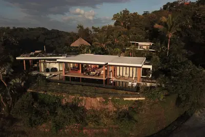 Image de Private Paradise: 4 Bedrooms, Infinity Pools, Yoga Rancho, with stunning views