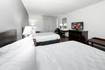 Image de Perfect Choice For Your Family Vacation! 2 Budget-friendly Units, Free Parking!