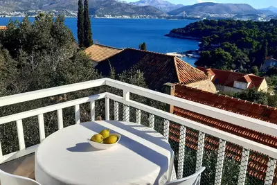 Image de Cozy Attic & Terrace with Panoramic Sea View