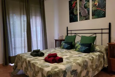 Image de Exotic front line apartment with communal swimming pool