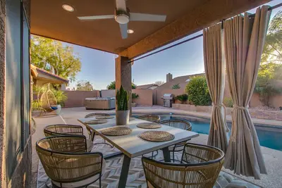Luxury Scottsdale Paradise in Amazing location!