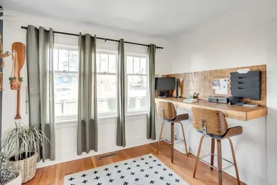 Image de Stylish Bungalow full of amenities in the Heart of Bend