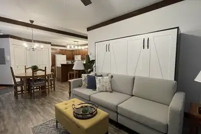 Image de Meilleur ski-in/ ski-out with A/C and fireplace!