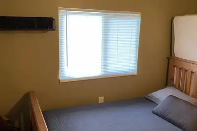 Image de 1 Bed & 1 Bath inside Cozy Home of Whittier, Ca