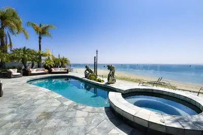 Image de Private Beach front 4bed 4bath Beautiful House at Coronado Island