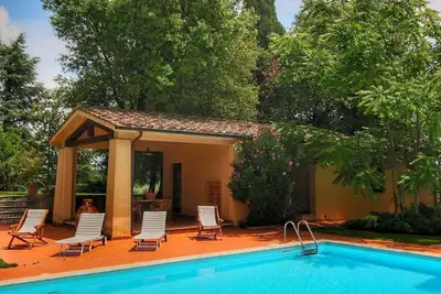Image de Magnifique cottage Ă Sinalunga avec piscine