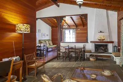 Image de Cozy holiday villa, 1min from the beach, large private garden ideal for families