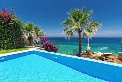 Image de Chef included by Fantasia Villas: The Presidential Spa Villa