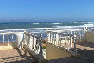 Image de Exceptionnelle maison familiale 5 chambres Sur la plage