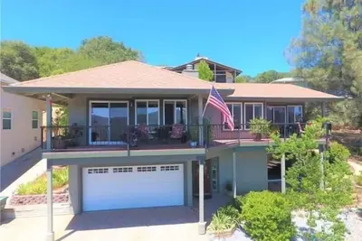 Image de Great for Large Families Lake House Lake Oroville!