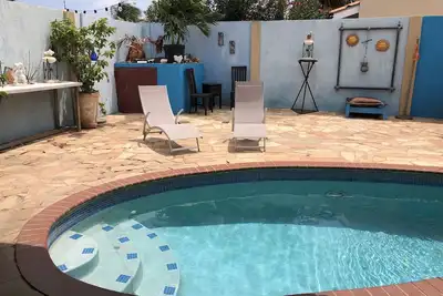 Image de Lovely and quite area - very centrally located on the island.