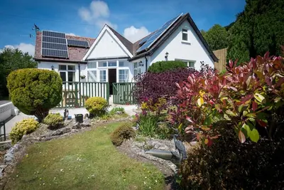 Image de Woodfield · Family Beach House | 200m to Sea | 10min to Centre
