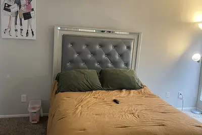 Image de Lovely 1 bd condo