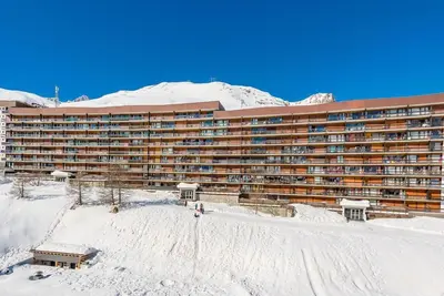 Image de À 10m des pistes de ski, 7ème étage, vue lac, balcon, télévision, casier à ski, 53m², Tignes
