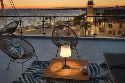 Image de Le Phare du Grau : Duplex d’exception, rooftop 100 m² vue mer panoramique