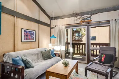 Image de Sunny, Spacious & Pet Friendly - Creekside #39 by Bear Valley Vacation Rentals