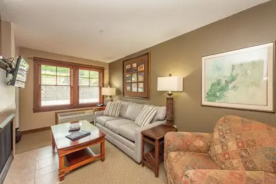 Image de Suites at Silver Tree: A120 One Bedroom Standard View