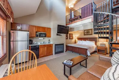 Image de Suites at Silver Tree: A310 Studio & Loft Standard View