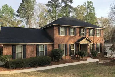 Image de Cheerful 4-bedroom residential home