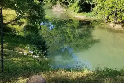 Image de San Marcos River Cabin/ Property - Fentress, - on the river