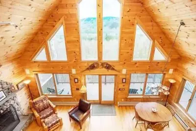 Image de Sunday River Views! ! Chalet in Newry