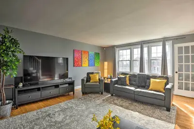 Image de Welcoming Baltimore Metro Gem ~ 9 Mi to Dtwn!