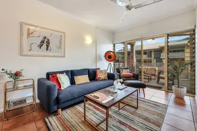 Image de Spacious+Bright Parap Markets Condo 2br+2ba (ens)