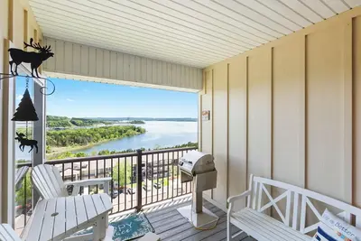 Image de Charming Condo with Gorgeous Lake Views - The Majestic at Table Rock