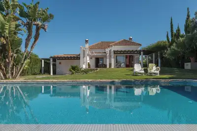 Image de Villa Violeta avec piscine, jardin et Wi-Fi