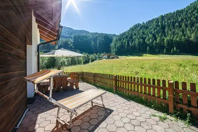 Image de Appartement \"Rieglhof Kükennest\" avec vue sur les montagnes, jardin et Wi-Fi