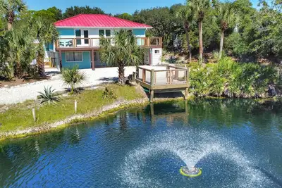 Image de Private Pool! Easy Beach Access- 2 Free Bike Rentals Included With Your Stay!