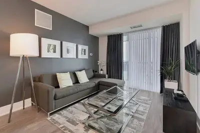 Image de 2 Bedroom and 2 Bathroom on Front street