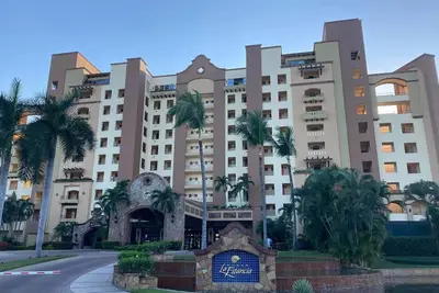 Image de 2br/3ba Luxuries Suite - Sleeps 8 - with a view