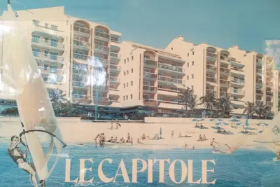 Image de superbe appartement, 40 m², super vue mer, face aux plages