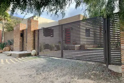 Image de Beautiful private home near wineries and beaches!
