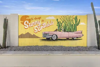 Image de Old Town Luxury 5bdr House Newly Remodeled. Cabana, Pool.