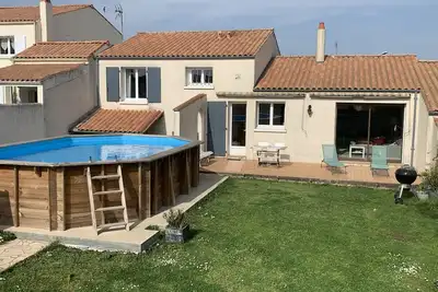 Image de Maison Familiale Ă 10 min l'ĂŽle de RĂ© et centre ville La Rochelle