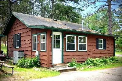 Image de Cozy Cottage on Maple Lake in Three Lakes, Wi