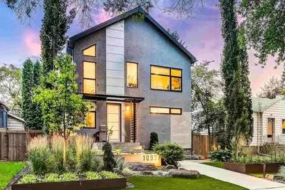 Image de Central UofA » Luxurious Suite » Separate Entrance