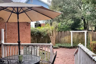 Image de Cozy Pet Friendly Home 4. 5 miles from Augusta National