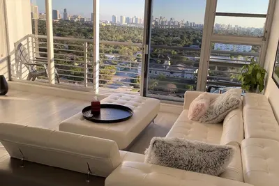 Image de Downtown View 5 Min From Beach