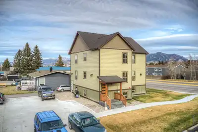 Image de Sweet condo 3 bedroom near Msu, downtown Bozeman