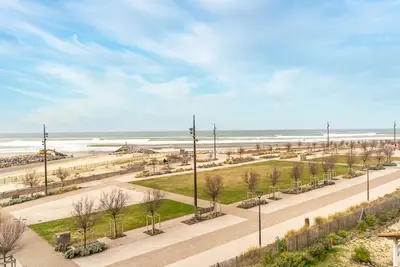 Image de Appartement avec vue sur l'océan, balcon, et tout confort, à Mimizan pour 6 personnes