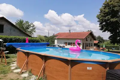 Image de grange aménagée en gîte pour 4/5 personnes