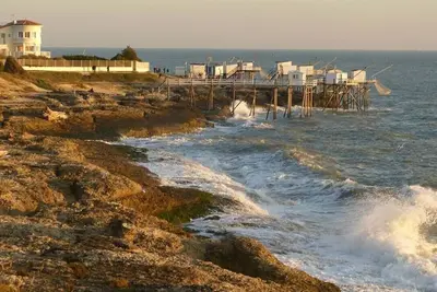 Image de Nouveauté: appartement les pieds dans l'eau. . . . L'Auguste vous accueille! !
