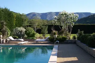 Image de Mas provençal de charme à Ménerbes en Luberon, 350 m2