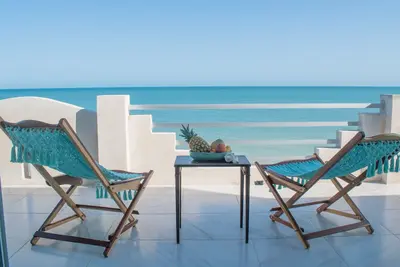 Image de Beachfront Penthouse with pool and amazing views