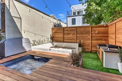 Image de Modern Home in the heart of Fishtown, Philadelphia.